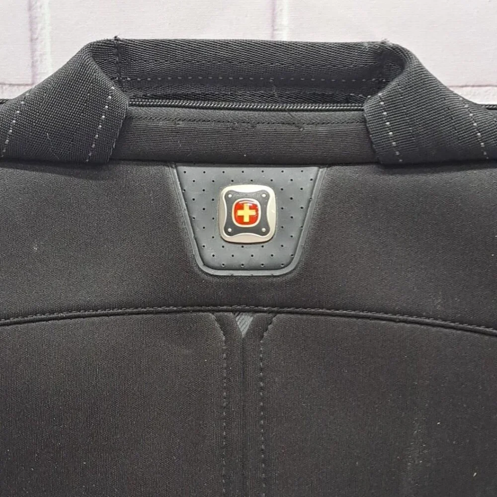 Wenger‎ Swiss Army Laptop Bag Briefcase Black Shoulder Strap Storage Pockets